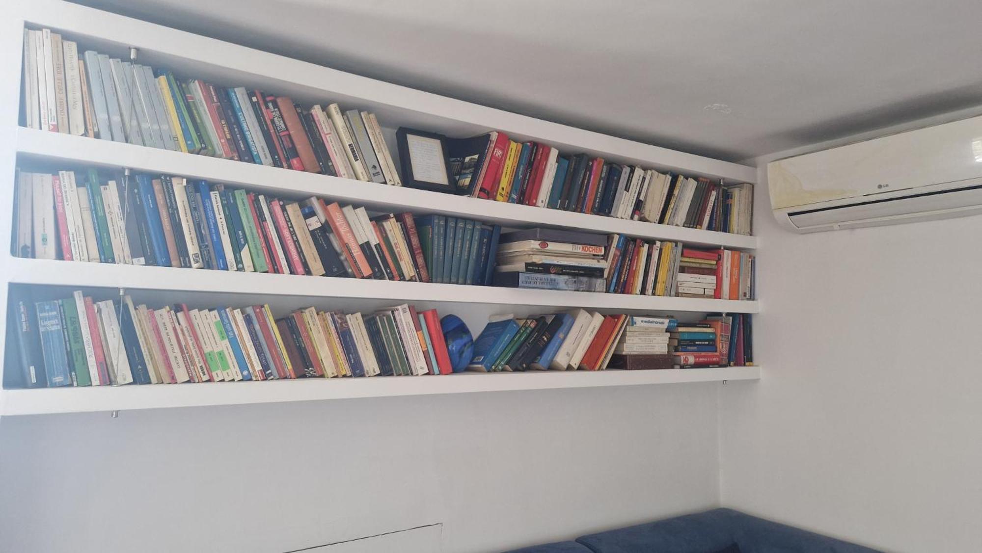 Casa Di Libri - Delizioso Appartamento A 10 Min Da Trastevere ローマ エクステリア 写真